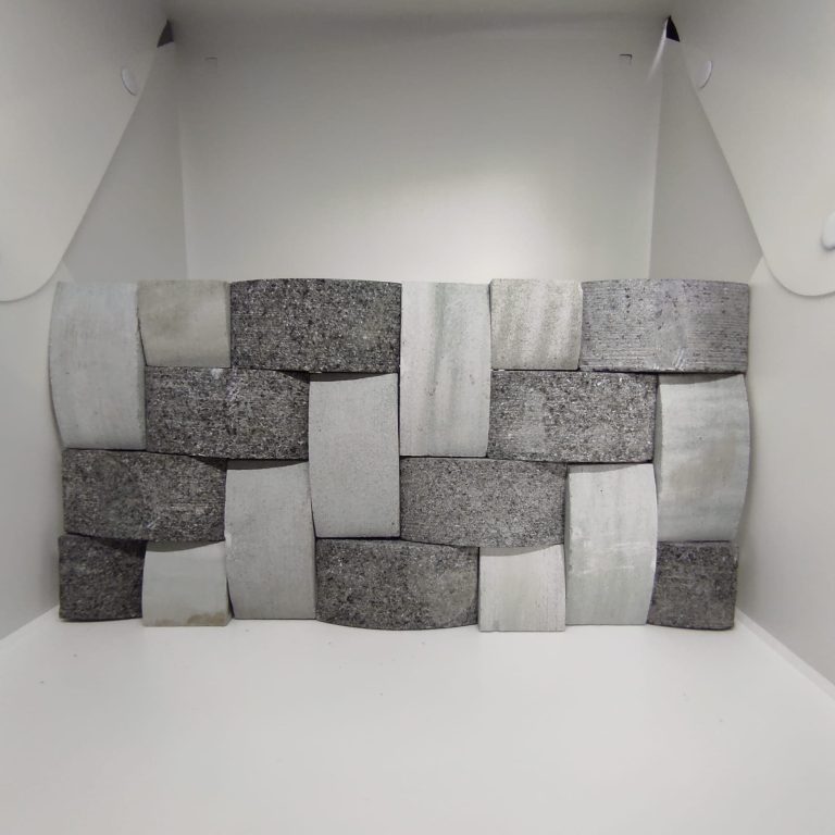 wall cladding anyam batu alam UD Rachmad Malang